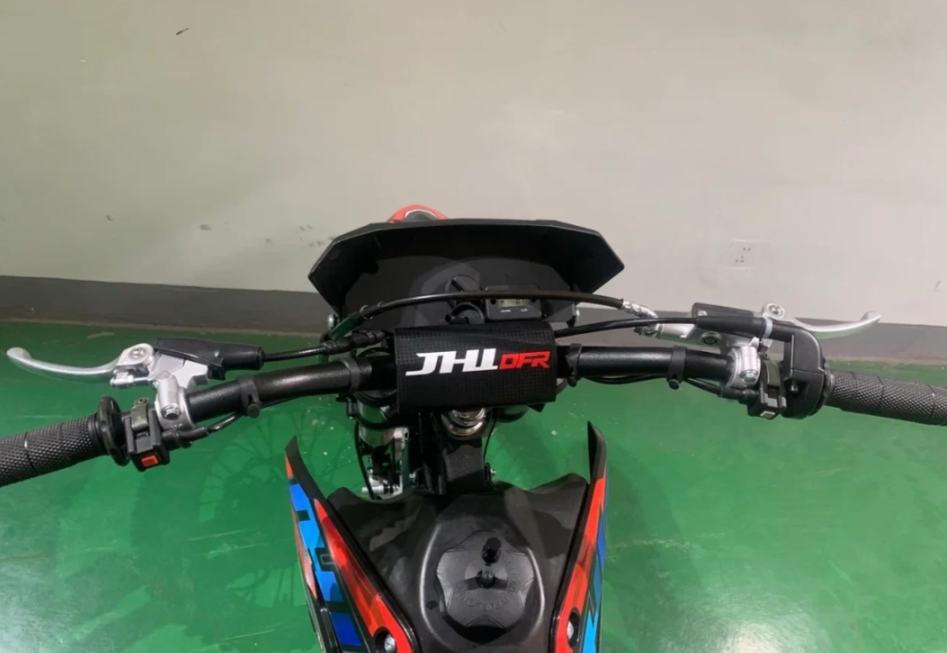 Питбайк JHLMOTO JHLofr LK125 17/14 (ZS154FMI-2) в Пскове