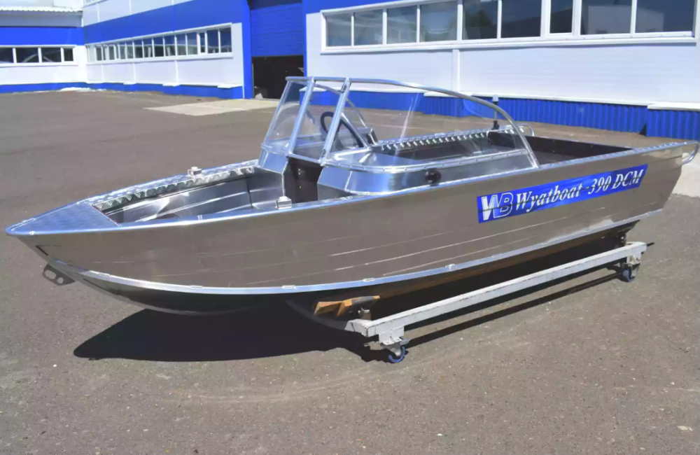 Алюминиевая лодка Wyatboat-390 DCM в Пскове