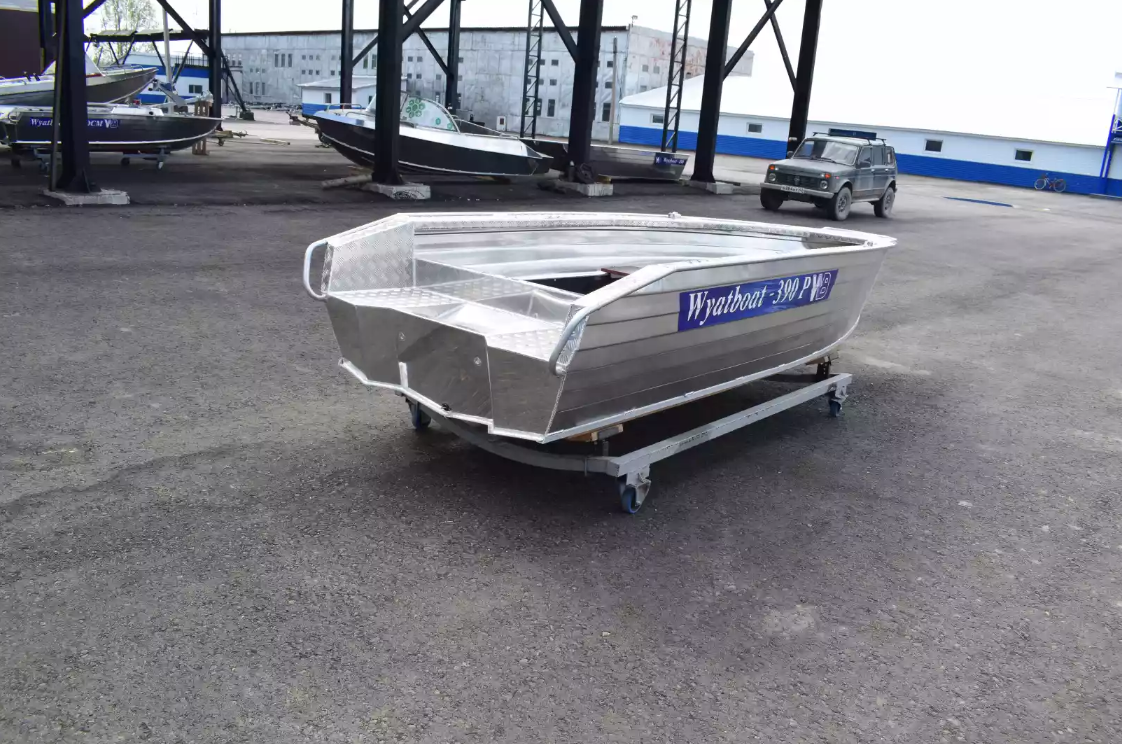 Алюминиевая лодка Wyatboat-390Р Увеличенный борт в Пскове