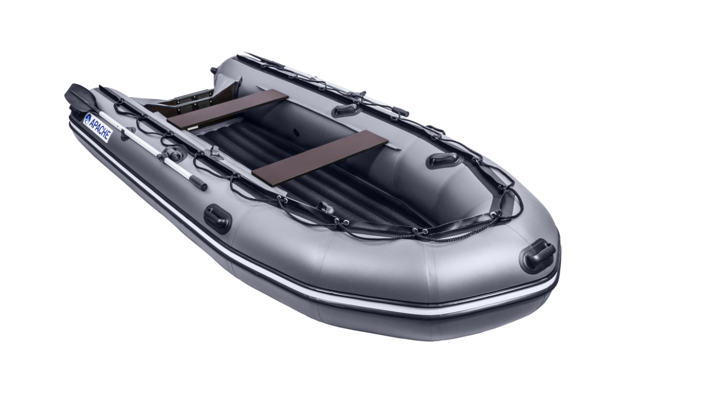 Лодка APACHE 3700 НДНД в Пскове