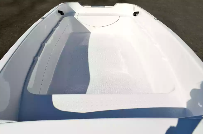 Стеклопластиковая лодка Пингвин (тримаран) в Пскове