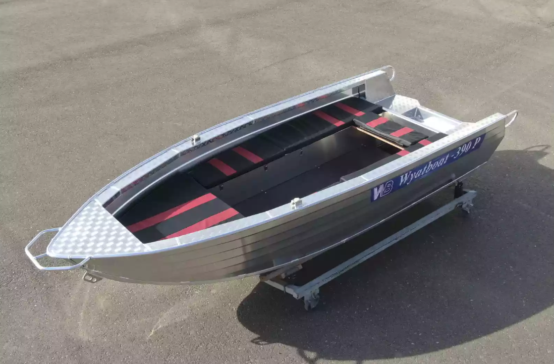 Алюминиевая лодка Wyatboat-390РМ увеличенный борт в Пскове