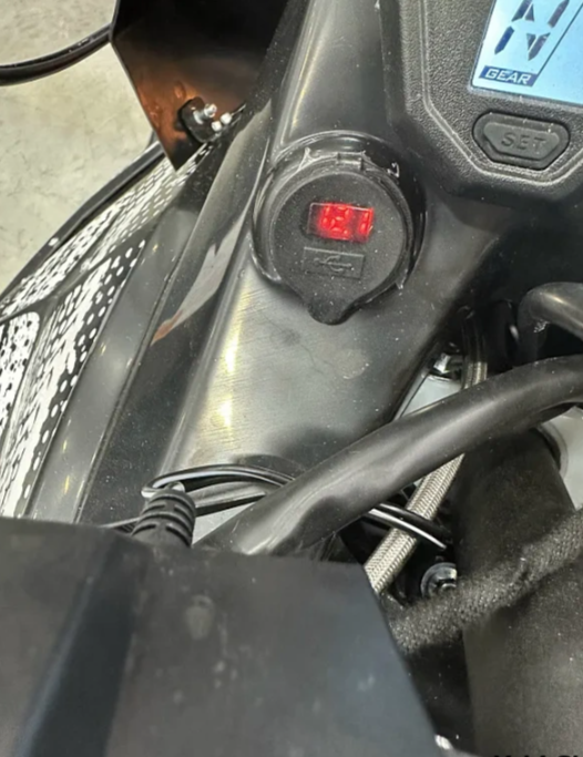 СНЕГОХОД IRBIS SF200L XE SUPERLONG в Пскове