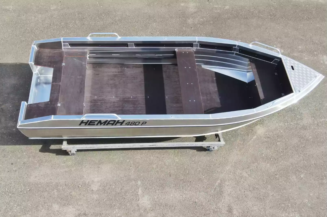 Алюминиевая лодка  Неман-480 Р в Пскове