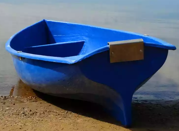 Стеклопластиковая лодка Омуль в Пскове