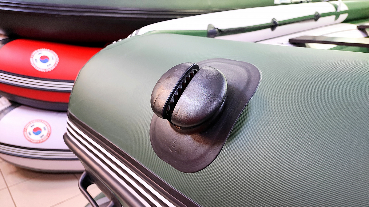 Лодка MISHIMO FAMILY PRO 390 в Пскове