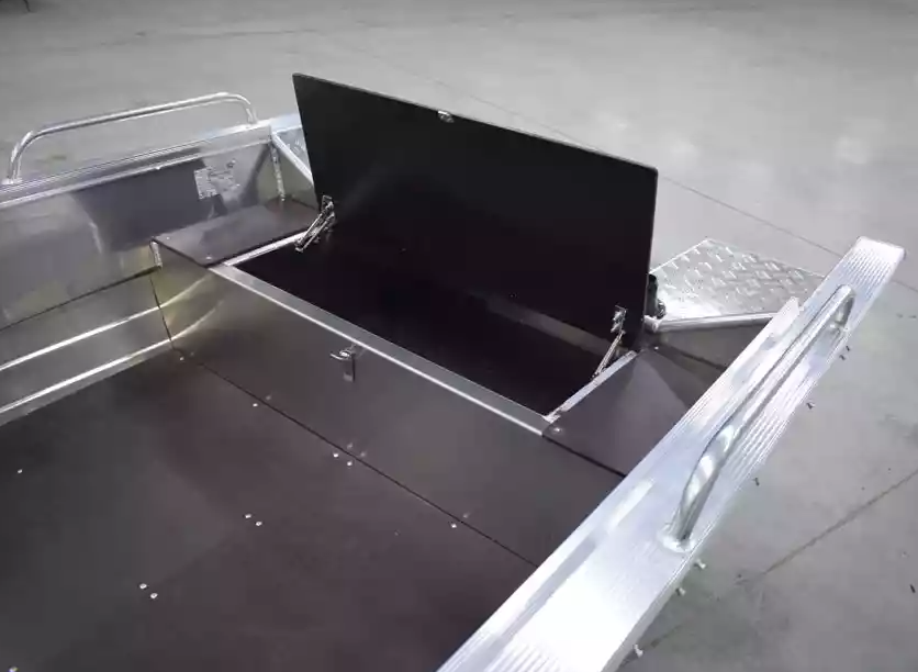 Алюминиевая лодка  Wyatboat-430 Р в Пскове