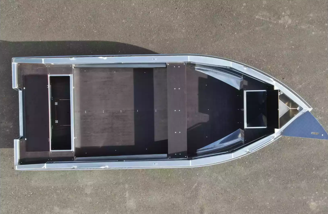 Алюминиевая лодка  Неман-480 Р в Пскове