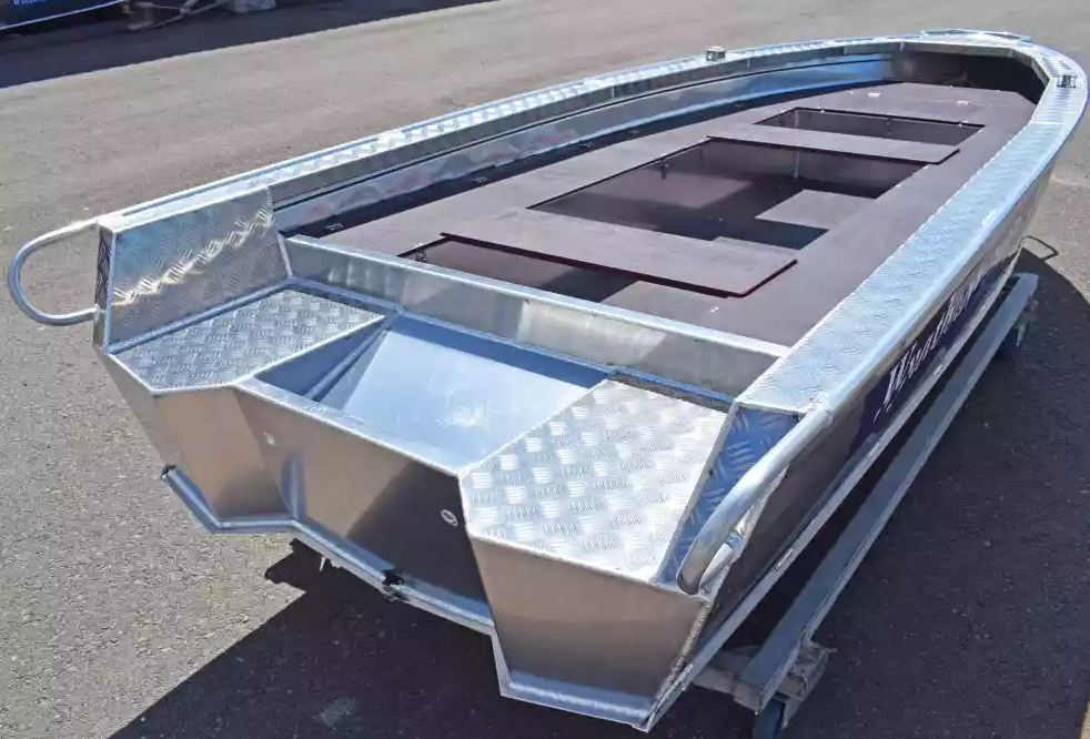 Алюминиевая лодка Wyatboat-390РМ в Пскове