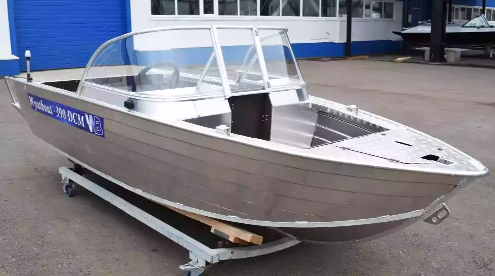 Алюминиевая лодка Wyatboat-390 DCM Увеличенный борт в Пскове