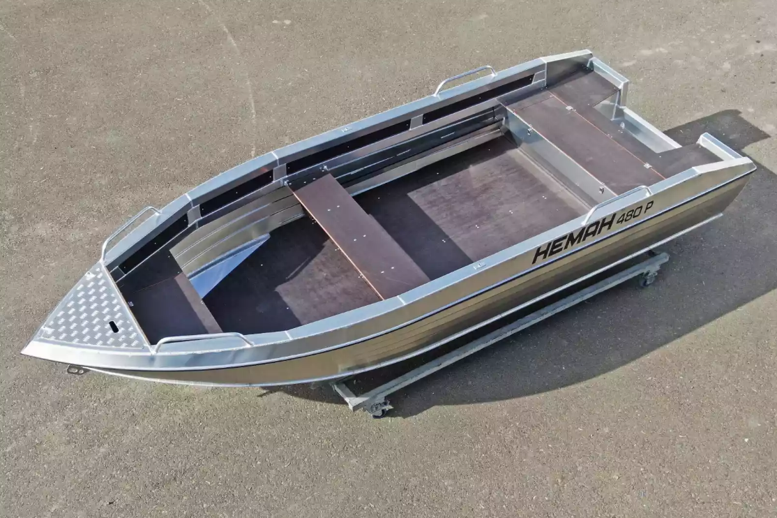 Алюминиевая лодка  Неман-480 Р в Пскове