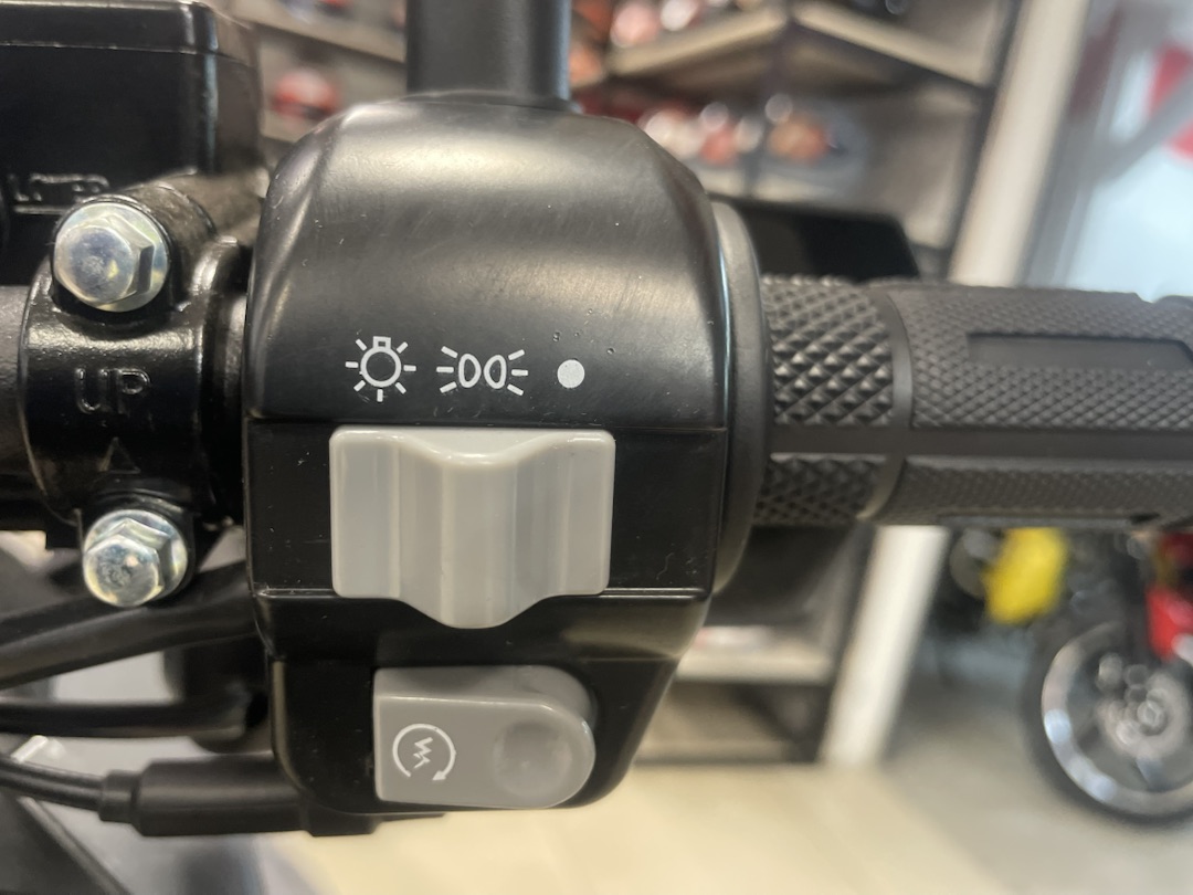 Скутер PROMAX STALKER ARMY 240(49) в Пскове