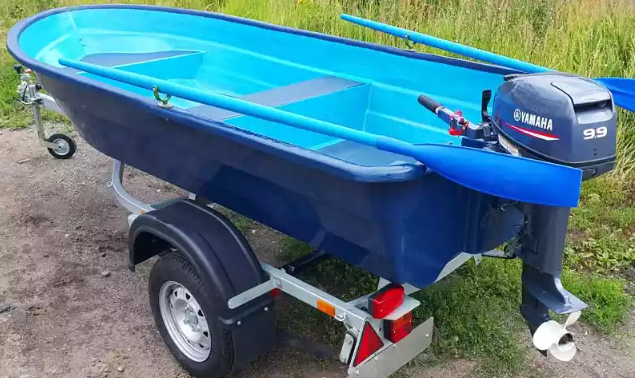 Стеклопластиковая лодка Neman-340 (тримаран) в Пскове