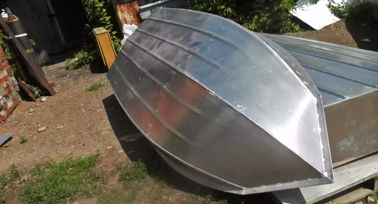 Алюминиевая лодка Вятка-Профи Вариант в Пскове