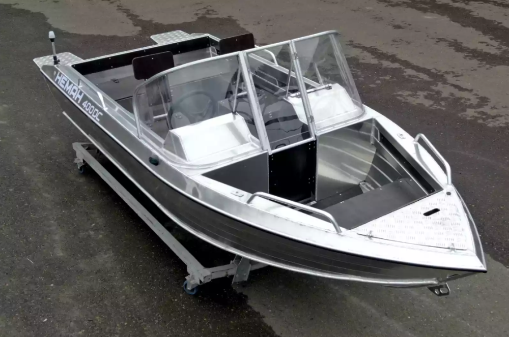 Алюминиевая лодка  Neman-400 DC в Пскове