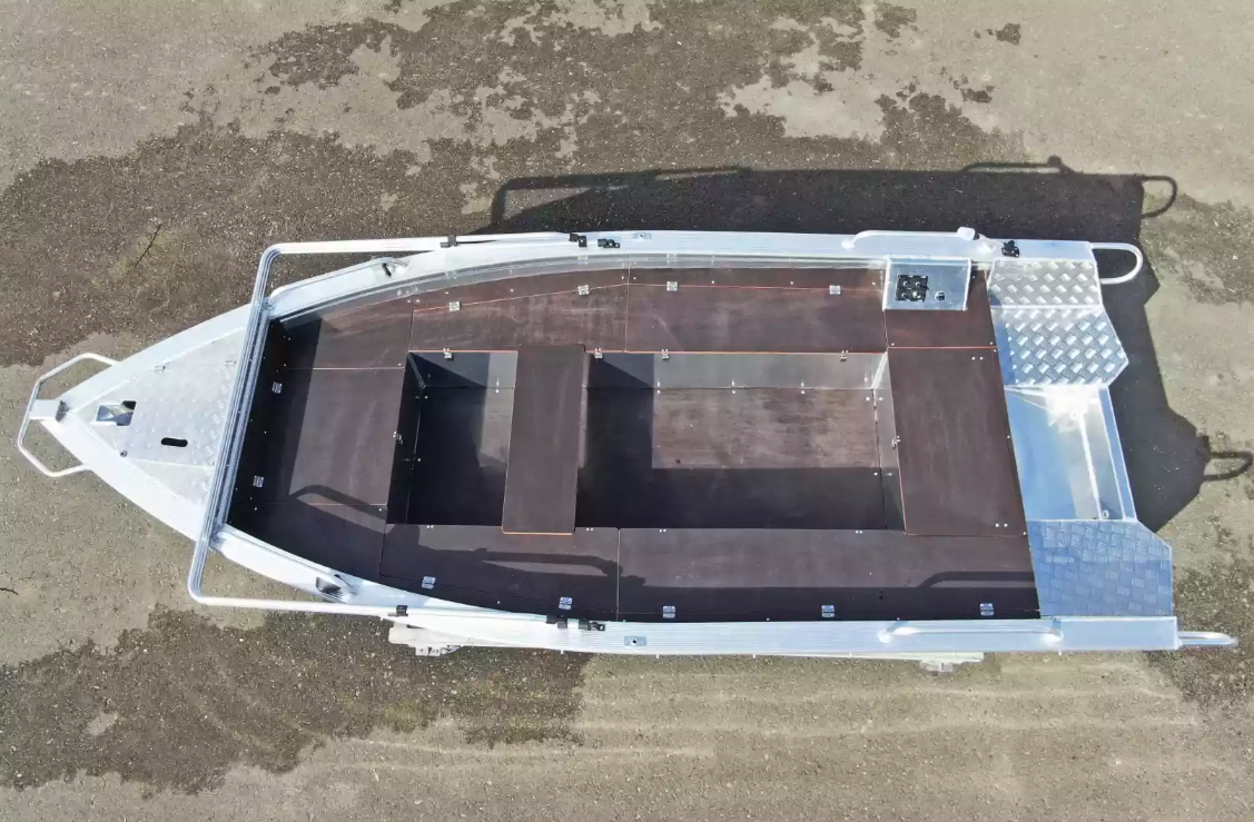 Алюминиевая лодка Wyatboat-390РМ в Пскове