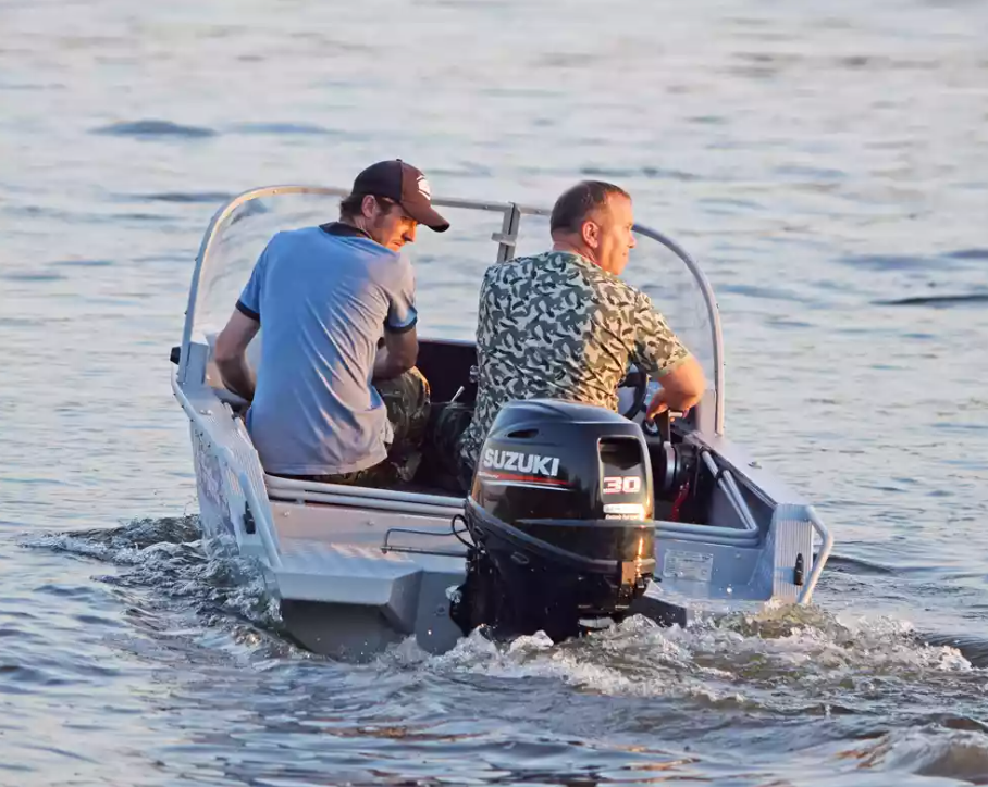 Алюминиевая лодка Wyatboat-390 DCM в Пскове