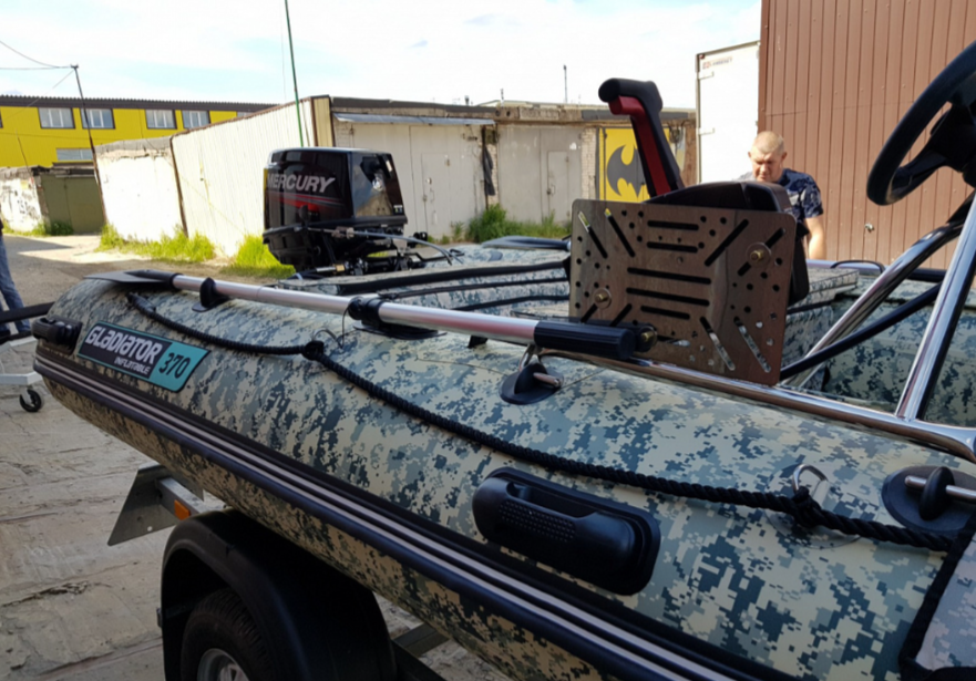 НАДУВНАЯ ЛОДКА GLADIATOR C370AL в Пскове