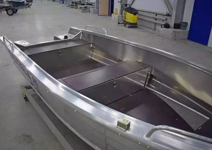 Алюминиевая лодка  Wyatboat-430 Р в Пскове