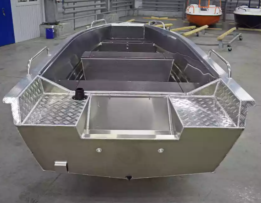 Алюминиевая лодка  Wyatboat-430 Р в Пскове