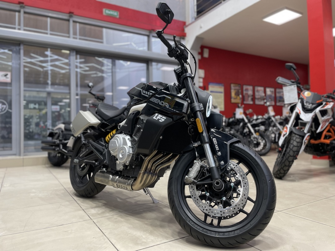 Мотоцикл Benda LFS 700 в Пскове