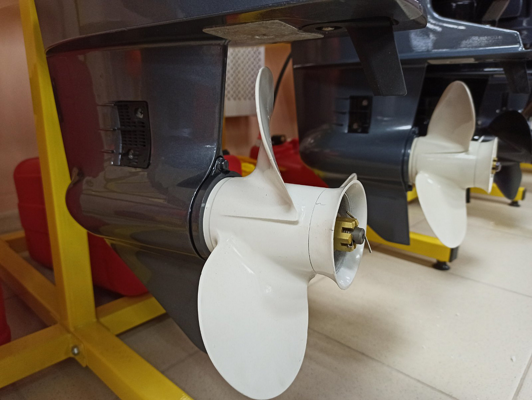 Лодочный мотор BREEZE T30S (2х тактный) в Пскове