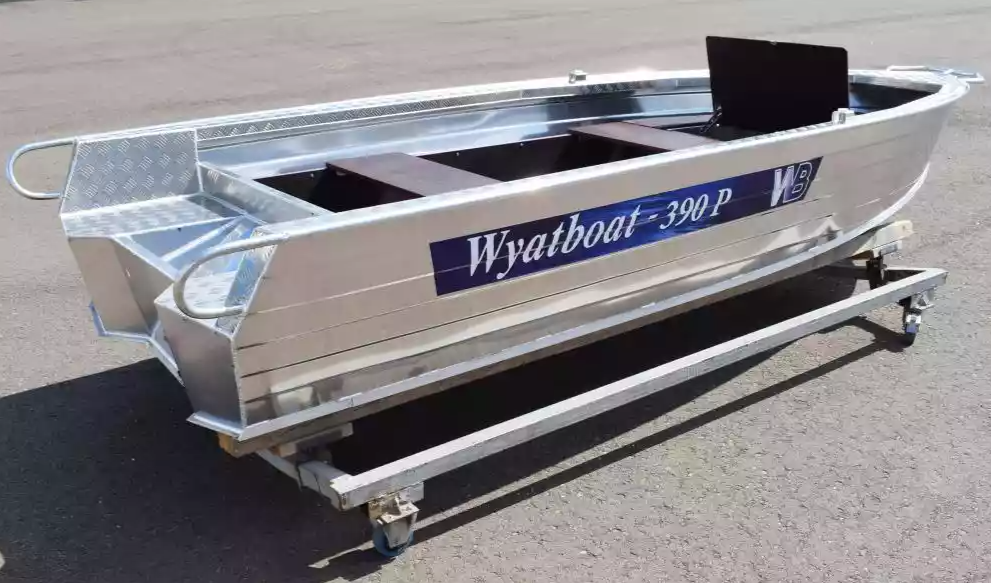 Алюминиевая лодка Wyatboat-390Р Fish в Пскове