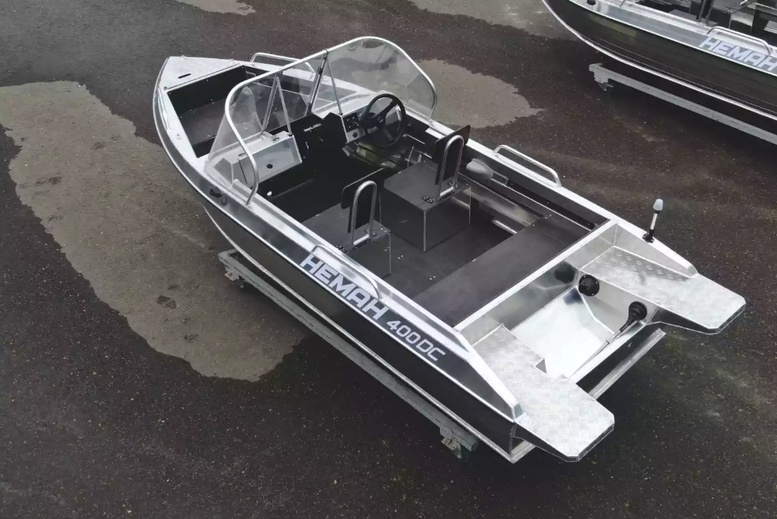 Алюминиевая лодка  Neman-400 DC в Пскове