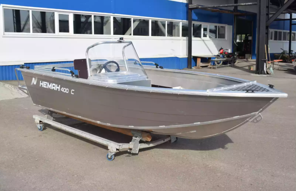 Алюминиевая лодка Неман-400 С в Пскове