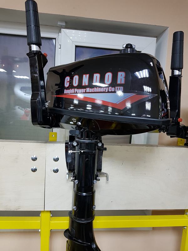 Лодочный мотор Condor T5HS с баком 12 л. в Пскове