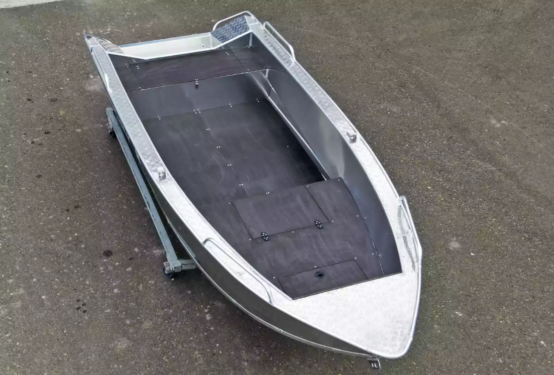 Алюминиевая лодка  Wyatboat-430М FISH в Пскове