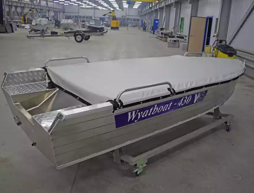 Алюминиевая лодка  Wyatboat-430 Р в Пскове