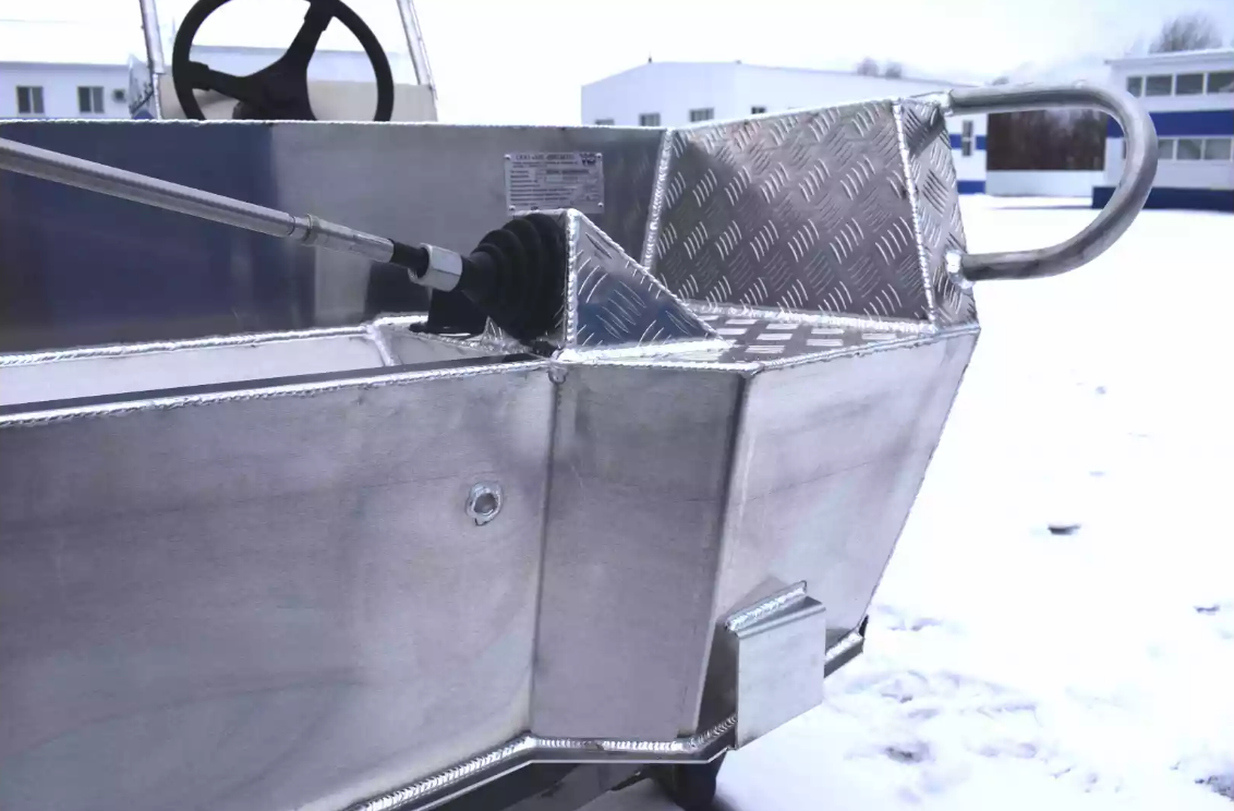 Алюминиевая лодка Wyatboat-390 C в Пскове