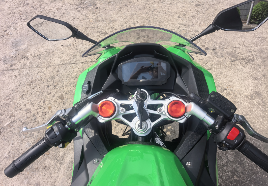 Мотоцикл TMBK Ninja 400cc в Пскове