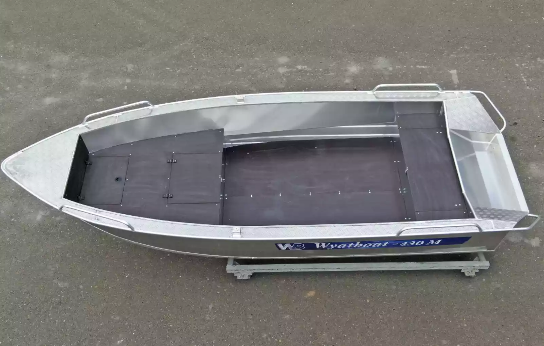 Алюминиевая лодка  Wyatboat-430М FISH в Пскове