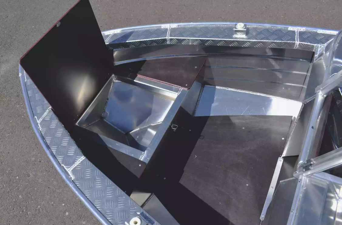 Алюминиевая лодка Wyatboat-390 DCM в Пскове