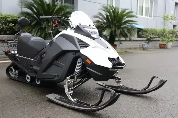 Снегоход ULAR 220 в Пскове