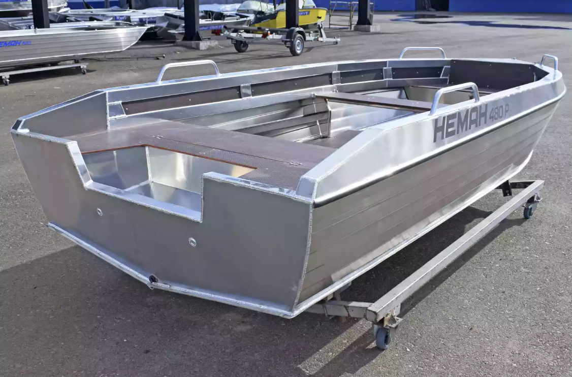 Алюминиевая лодка  Неман-480 Р в Пскове