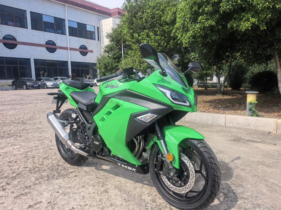 Мотоцикл TMBK Ninja 400cc в Пскове