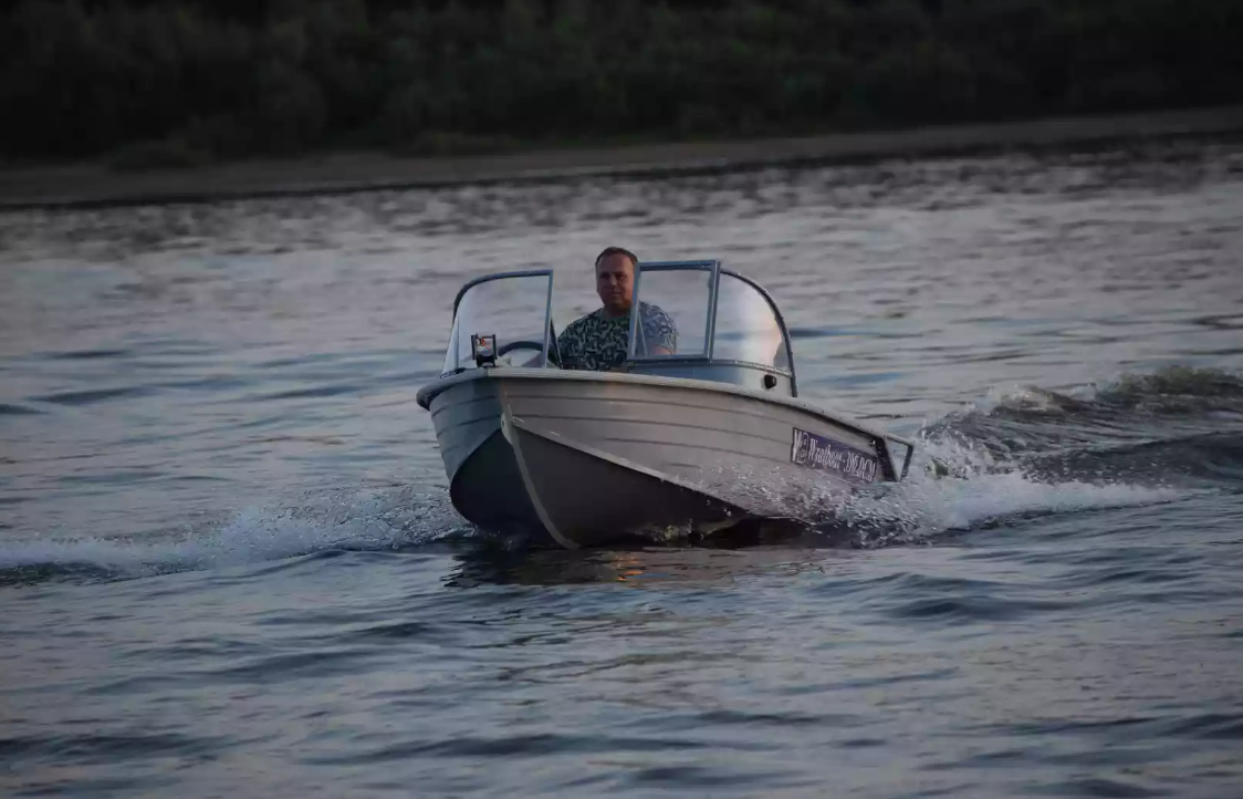 Алюминиевая лодка Wyatboat-390 DCM в Пскове