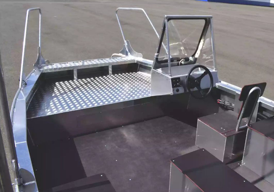 Алюминиевая лодка Wyatboat-600 в Пскове