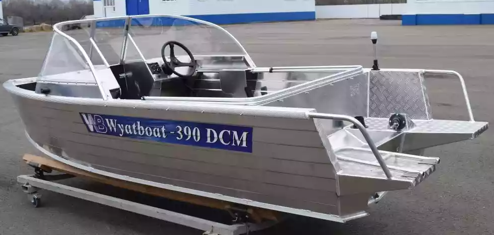 Алюминиевая лодка Wyatboat-390 DCM Увеличенный борт в Пскове
