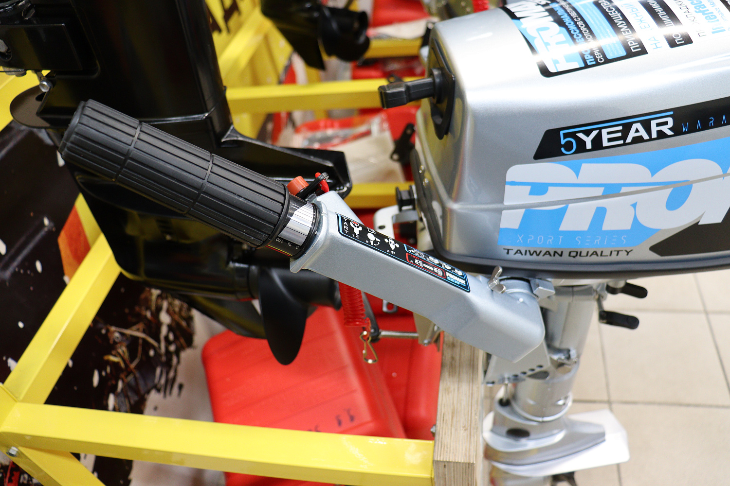 Лодочный мотор PROMAX SP5FHS (внешний бак 12 л) в Пскове