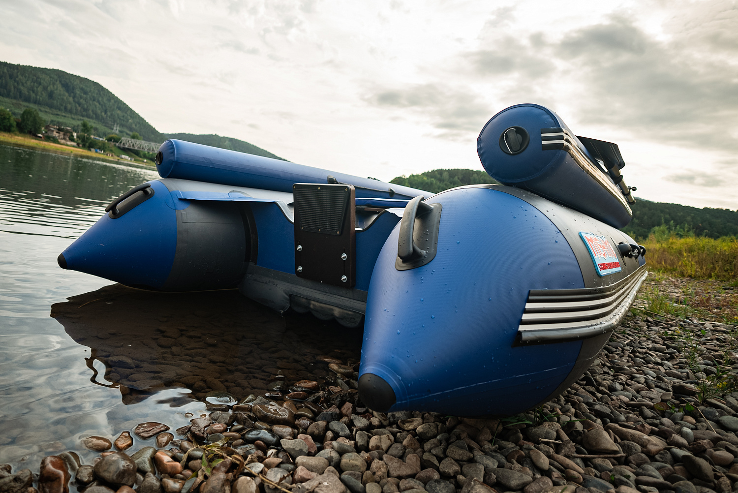 Лодка MISHIMO RIVER FJET PRO 410  под водомет в Пскове