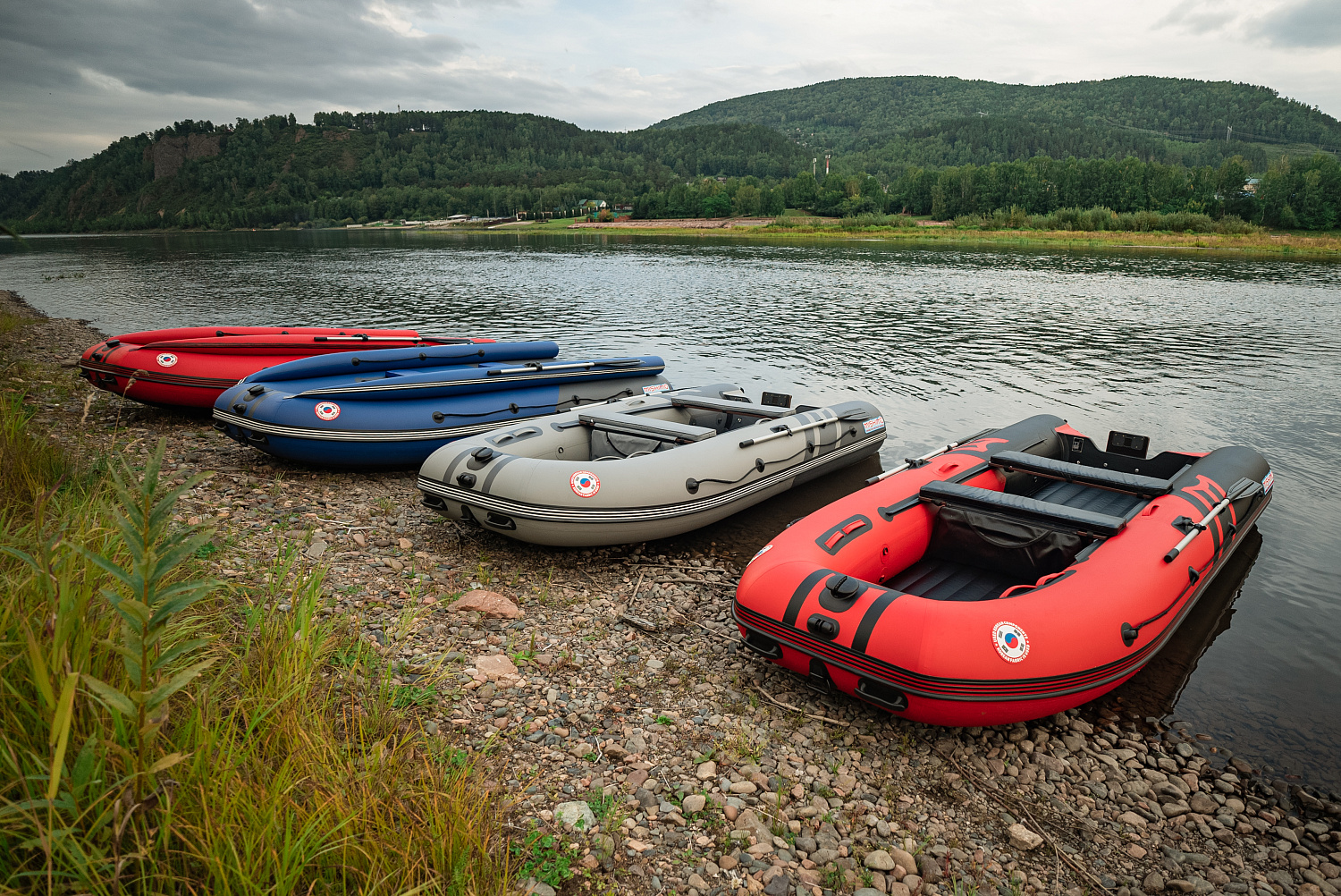 Лодка MISHIMO RIVER FJET PRO 410  под водомет в Пскове