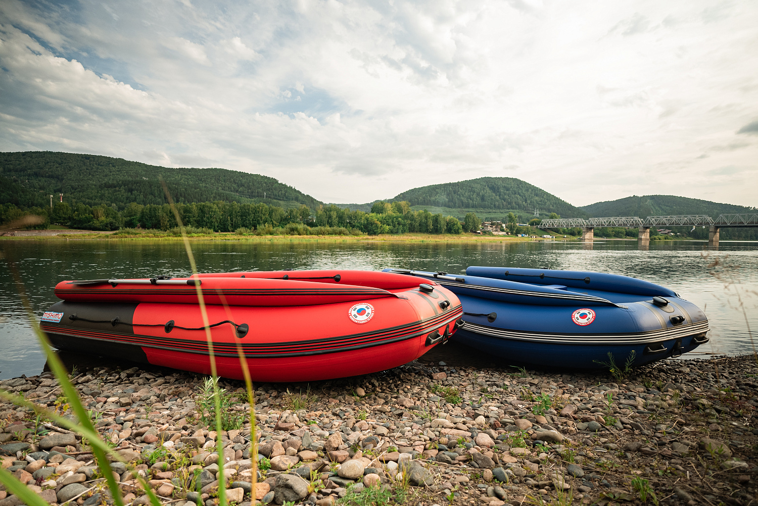 Лодка MISHIMO RIVER FJET PRO 410  под водомет в Пскове