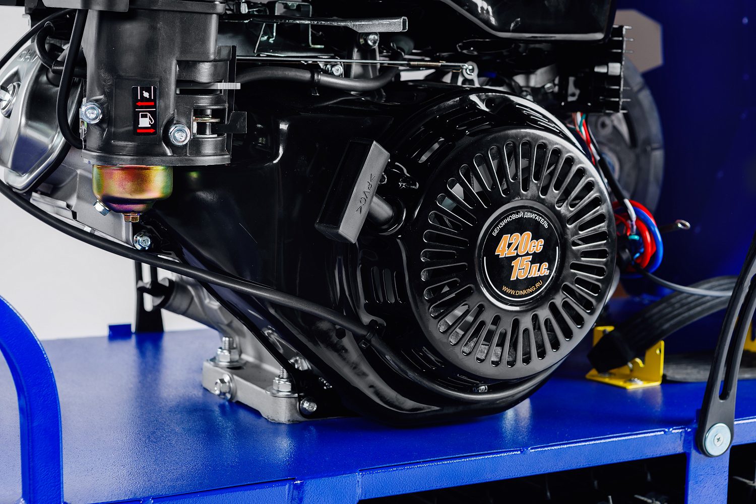 МОТОБУКСИРОВЩИК SNOW DOG 9 л.с. в Пскове