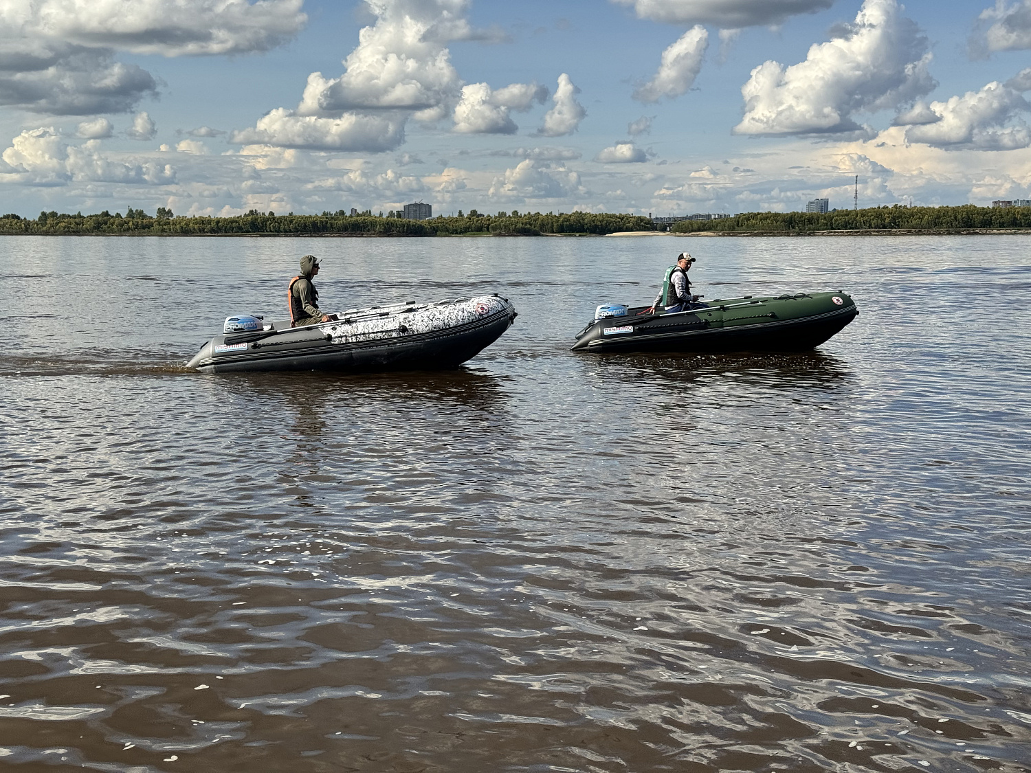 Лодка MISHIMO BIG FLOOR 440 в Пскове