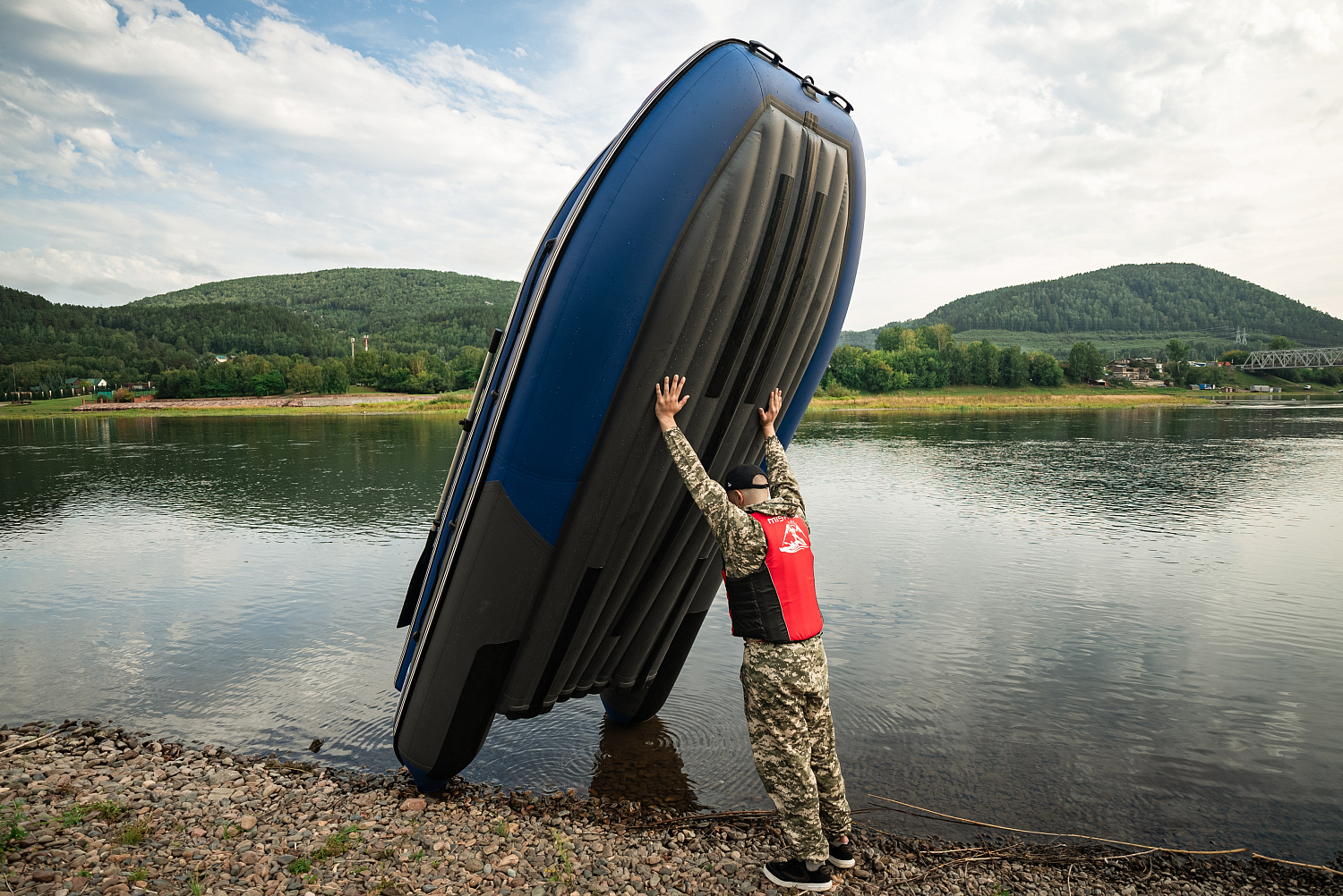 Лодка MISHIMO RIVER FJET PRO 410  под водомет в Пскове