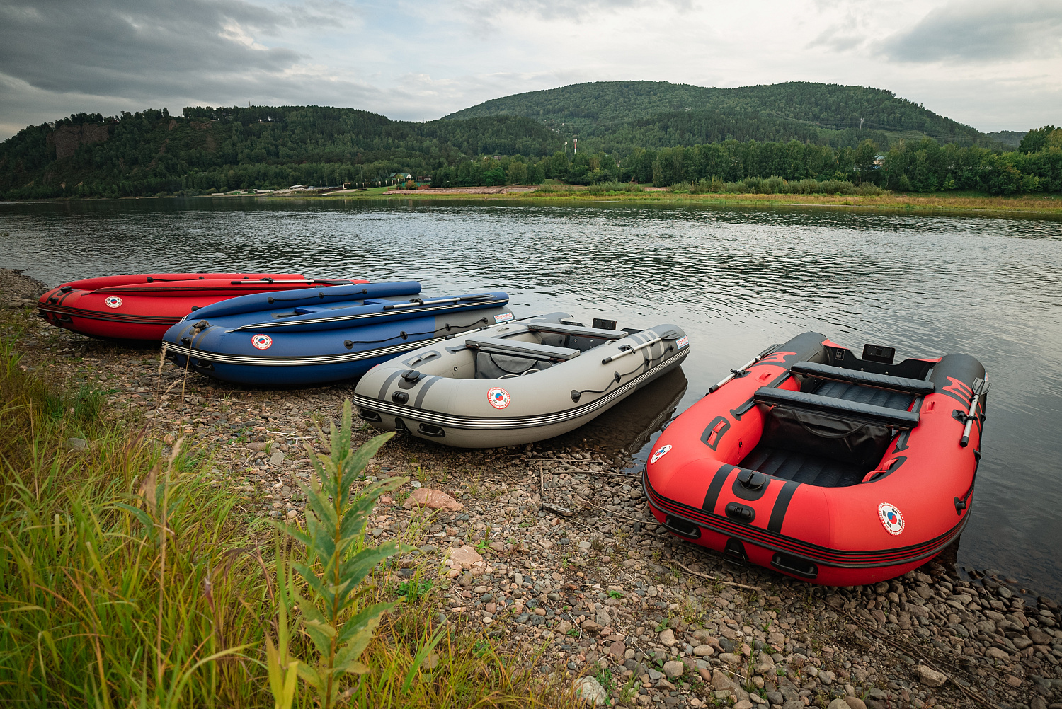 Лодка MISHIMO RIVER FJET PRO 410  под водомет в Пскове